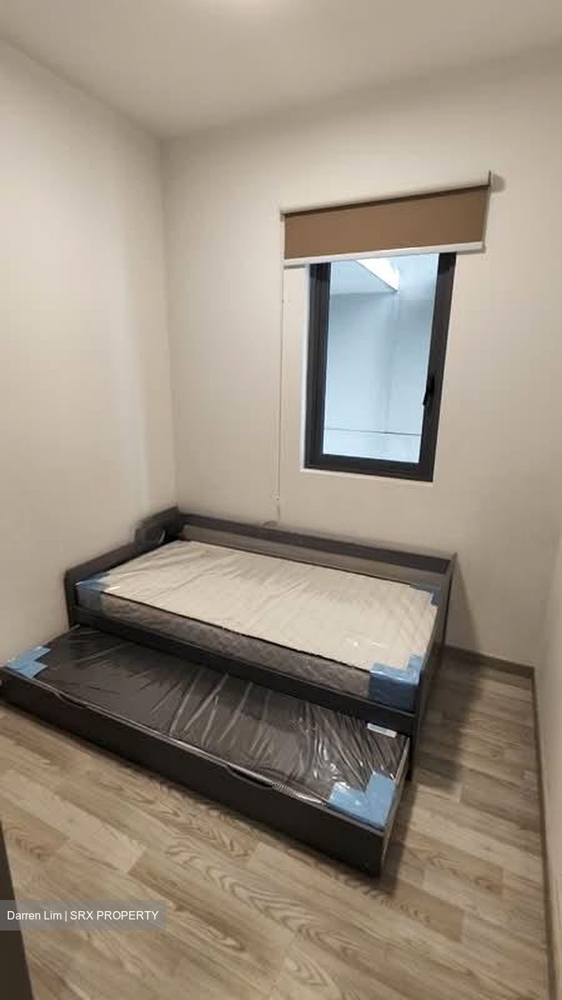 Lakeville (D22), Condominium #562098321